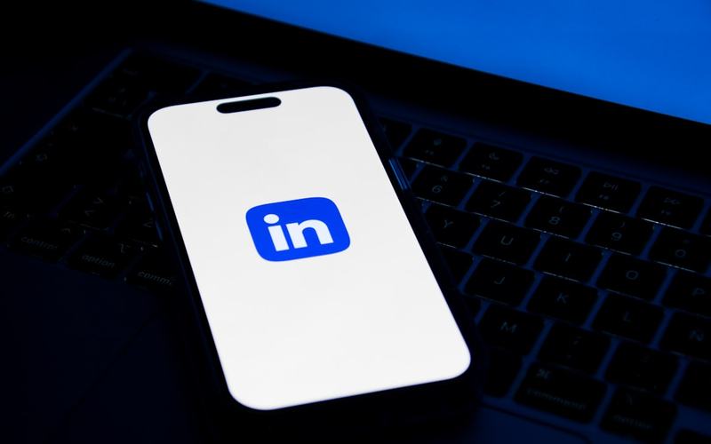 مُخطط تقويم محتوى LinkedIn الشهري